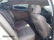 ✅ 2011 Hyundai Sonata Limited • VIN: 5NPEC4AC7BH000838 • Lot: 90902555. Wystawiony na Copart z przebiegiem 145 862 mil. Bezpłatny archiwum sprzedaży aukcyjnych z USA i szczegółowy raport historii pojazdu na DreamBid. Zdjęcie 10.