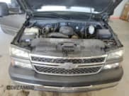 ✅ 2007 Chevrolet Silverado 2500HD Work Truck • VIN: 1GCHK23UX7F118930 • Lot: 74747034. Wystawiony na Copart z przebiegiem 160 560 mil. Bezpłatny archiwum sprzedaży aukcyjnych z USA i szczegółowy raport historii pojazdu na DreamBid. Zdjęcie 11.