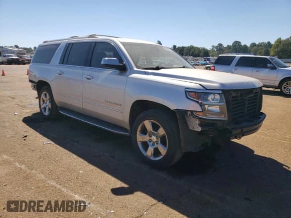 ✅ 2017 Chevrolet Suburban Premier • VIN: 1GNSKJKC7HR143736 • Lot: 69803354. Wystawiony na Copart z przebiegiem 112 993 mil. Bezpłatny archiwum sprzedaży aukcyjnych z USA i szczegółowy raport historii pojazdu na DreamBid. Zdjęcie 4.
