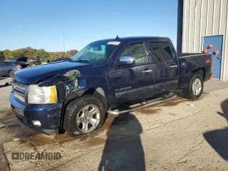 ✅ 2011 Chevrolet Silverado 1500 LT • VIN: 3GCPCSE01BG138039 • Лот: 90813875. Опубликован ранее на Copart с пробегом 194 701 миль. Бесплатный доступ к архиву аукционных продаж из США и подробный отчёт об истории автомобиля на DreamBid. Изображение 1.