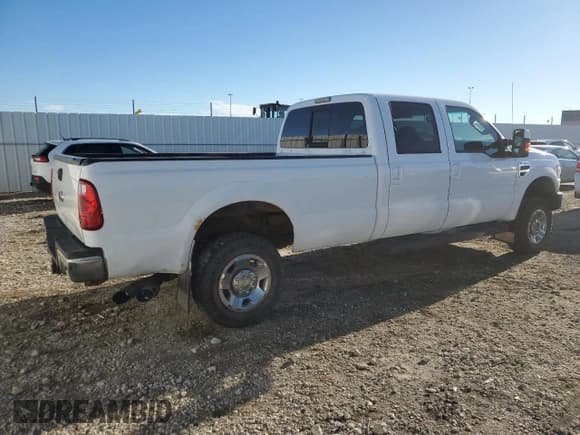 ✅ 2009 Ford F-350 XL • VIN: 1FTWW31R99EA05298 • Лот: 79062804. Опубликован ранее на Copart с пробегом 316 409 миль. Бесплатный доступ к архиву аукционных продаж из США и подробный отчёт об истории автомобиля на DreamBid. Изображение 3.