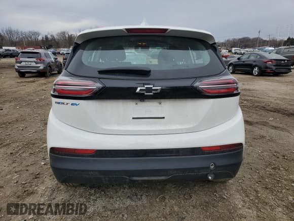 ✅ 2022 Chevrolet Bolt EV 1LT • VIN: 1G1FW6S04N4128193 • Lot: 43833715. Wystawiony na Copart z przebiegiem 59 685 mil. Bezpłatny archiwum sprzedaży aukcyjnych z USA i szczegółowy raport historii pojazdu na DreamBid. Zdjęcie 6.