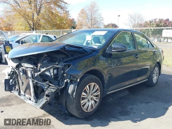 ✅ 2013 Toyota Camry SE • VIN: 4T1BF1FK8DU238453 • Lot: 43449066. Wystawiony na IAAI z przebiegiem 114 303 mil. Bezpłatny archiwum sprzedaży aukcyjnych z USA i szczegółowy raport historii pojazdu na DreamBid. Zdjęcie 2.