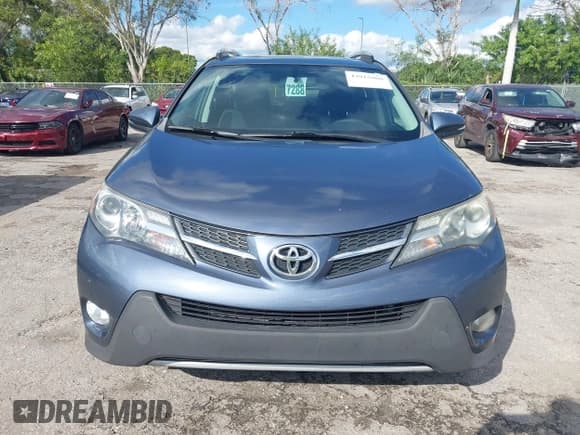 ✅ 2013 Toyota RAV4 XLE • VIN: 2T3WFREV2DW014968 • Lot: 43915808. Listed on IAAI with 147,696 mi. Free auction sales archive from the USA and detailed vehicle history report at DreamBid. Image 12.