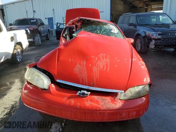 ✅ 1999 Chevrolet Monte Carlo LS • VIN: 2G1WW12M6X9297122 • Lot: 85431434. Listed on Copart with Not provided. Free auction sales archive from the USA and detailed vehicle history report at DreamBid. Image 5.