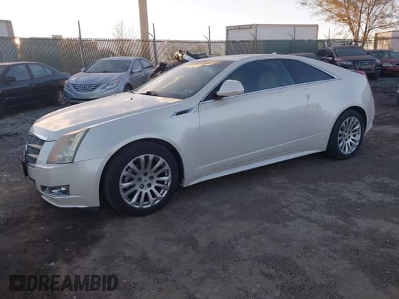 ✅ 2011 Cadillac CTS Premium • VIN: 1G6DS1ED7B0158127 • Lot: 43888699. Listed on IAAI with Not provided. Free auction sales archive from the USA and detailed vehicle history report at DreamBid. Image 2.