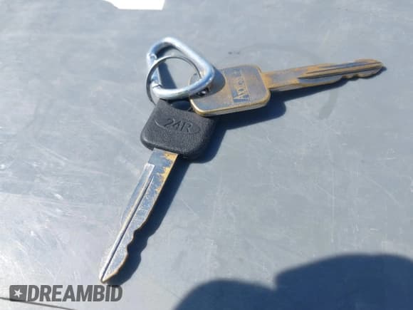 ✅ 1997 Ford Explorer XLT • VIN: 1FMDU32P3VZA18590 • Lot: 42694445. Listed on IAAI with 137,939 mi. Free auction sales archive from the USA and detailed vehicle history report at DreamBid. Image 11.