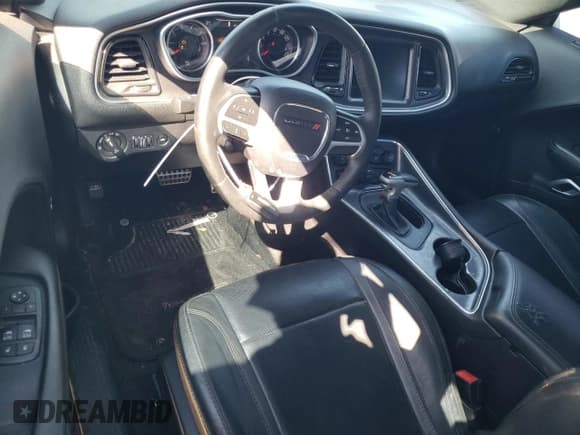 ✅ 2016 Dodge Challenger SXT Plus • VIN: 2C3CDZAG4GH280050 • Lot: 45752234. Wystawiony na Copart z przebiegiem 138 471 mil. Bezpłatny archiwum sprzedaży aukcyjnych z USA i szczegółowy raport historii pojazdu na DreamBid. Zdjęcie 8.