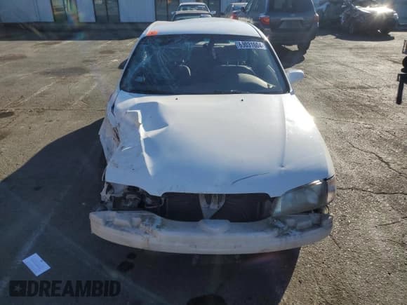 ✅ 1999 Mazda 626 LX • VIN: 1YVGF22D4X5882600 • Lot: 69031604. Wystawiony na Copart z przebiegiem Nie podano. Bezpłatny archiwum sprzedaży aukcyjnych z USA i szczegółowy raport historii pojazdu na DreamBid. Zdjęcie 5.