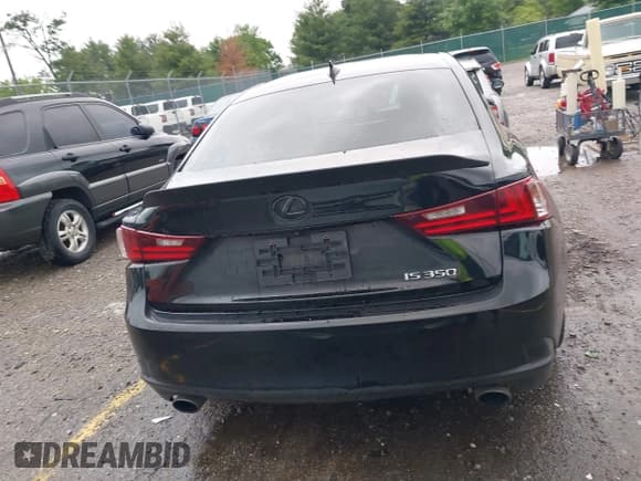 ✅ 2014 Lexus IS 350 • VIN: JTHCE1D21E5001490 • Lot: 42373373. Listed on IAAI with 168,005 mi. Free auction sales archive from the USA and detailed vehicle history report at DreamBid. Image 17.