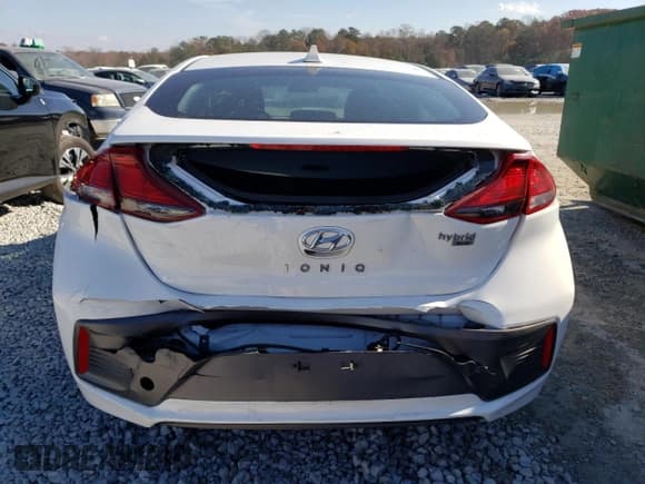 ✅ 2020 Hyundai Ioniq Blue • VIN: KMHC65LC6LU187770 • Lot: 83756544. Wystawiony na Copart z przebiegiem 63 844 mil. Bezpłatny archiwum sprzedaży aukcyjnych z USA i szczegółowy raport historii pojazdu na DreamBid. Zdjęcie 6.