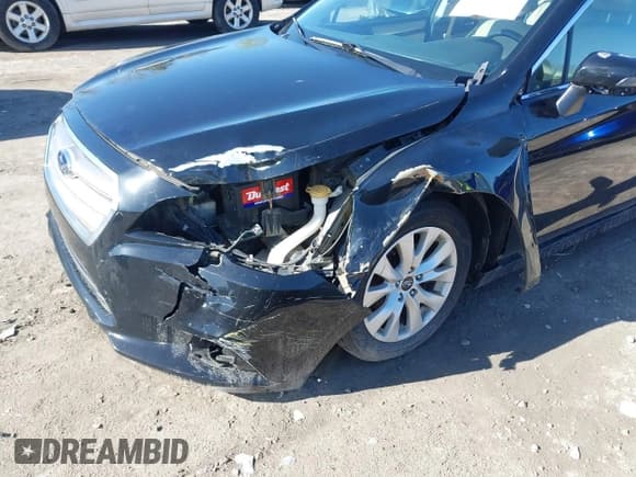 ✅ 2015 Subaru Legacy Premium • VIN: 4S3BNBH62F3051912 • Lot: 42122449. Listed on IAAI with 118,890 mi. Free auction sales archive from the USA and detailed vehicle history report at DreamBid. Image 6.