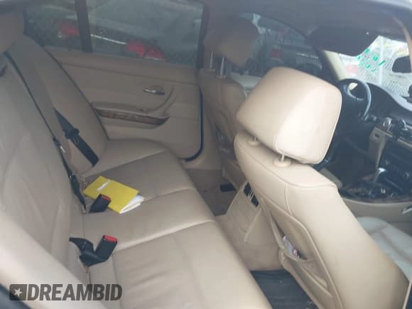 ✅ 2007 BMW 3 Series 328xi • VIN: WBAVC935X7KX52518 • Лот: 41461857. Опубликован ранее на IAAI с пробегом Не указан. Бесплатный доступ к архиву аукционных продаж из США и подробный отчёт об истории автомобиля на DreamBid. Изображение 8.