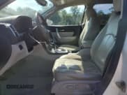 ✅ 2008 GMC Acadia SLT2 • VIN: 1GKER33788J155623 • Лот: 80481585. Опубликован ранее на Copart с пробегом 178 542 миль. Бесплатный доступ к архиву аукционных продаж из США и подробный отчёт об истории автомобиля на DreamBid. Изображение 7.