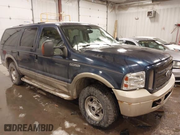 ✅ 2005 Ford Excursion Eddie Bauer • VIN: 1FMNU45S25EB01607 • Lot: 43791895. Wystawiony na IAAI z przebiegiem 284 345 mil. Bezpłatny archiwum sprzedaży aukcyjnych z USA i szczegółowy raport historii pojazdu na DreamBid. Zdjęcie 1.