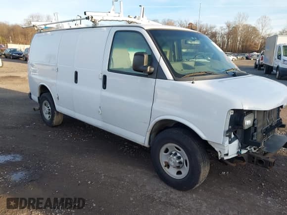 ✅ 2015 Chevrolet Express Cargo • VIN: 1GCWGFCF6F1158810 • Lot: 43760047. Listed on IAAI with Not provided. Free auction sales archive from the USA and detailed vehicle history report at DreamBid. Image 1.