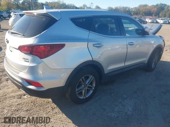 ✅ 2017 Hyundai Santa Fe 2.4L • VIN: 5XYZTDLB0HG403422 • Лот: 43452977. Опубликован ранее на IAAI с пробегом 104 182 миль. Бесплатный доступ к архиву аукционных продаж из США и подробный отчёт об истории автомобиля на DreamBid. Изображение 3.