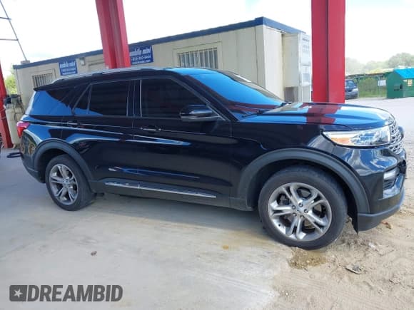 ✅ 2021 Ford Explorer Limited • VIN: 1FMSK8FH1MGB36497 • Lot: 43331709. Wystawiony na IAAI z przebiegiem 124 720 mil. Bezpłatny archiwum sprzedaży aukcyjnych z USA i szczegółowy raport historii pojazdu na DreamBid. Zdjęcie 13.