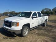✅ 2008 GMC Sierra 2500HD SLT • VIN: 1GTHK23688F220178 • Lot: 88986445. Wystawiony na Copart z przebiegiem 415 781 mil. Bezpłatny archiwum sprzedaży aukcyjnych z USA i szczegółowy raport historii pojazdu na DreamBid. Zdjęcie 2.