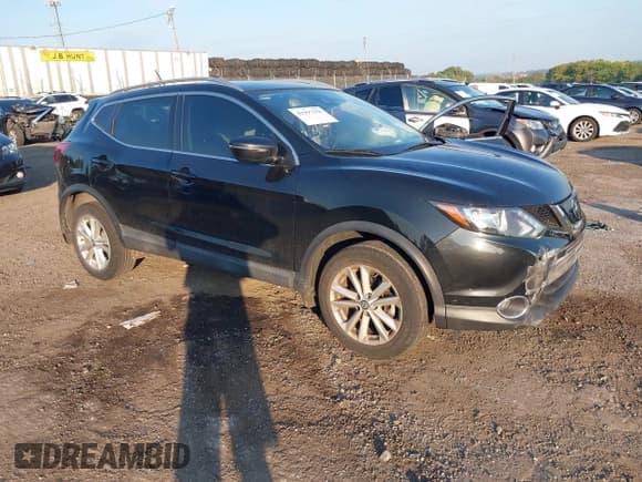 ✅ 2019 Nissan Rogue S • VIN: JN1BJ1CR7KW622944 • Lot: 42997356. Listed on IAAI with 69,332 mi. Free auction sales archive from the USA and detailed vehicle history report at DreamBid. Image 1.