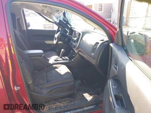 ✅ 2020 Chevrolet Colorado 2WD LT • VIN: 1GCGSCEA1L1186528 • Lot: 40686803. Listed on IAAI with 81,812 mi. Free auction sales archive from the USA and detailed vehicle history report at DreamBid. Image 5.