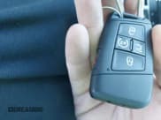 ✅ 2018 Volkswagen Tiguan SEL • VIN: 3VV3B7AX5JM015069 • Lot: 43443131. Listed on IAAI with 82,438 mi. Free auction sales archive from the USA and detailed vehicle history report at DreamBid. Image 11.