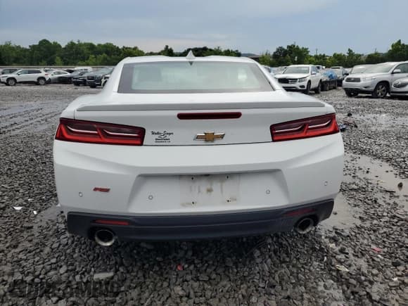✅ 2017 Chevrolet Camaro 2LT • VIN: 1G1FD1RSXH0116304 • Lot: 55969415. Listed on Copart with 24,164 mi. Free auction sales archive from the USA and detailed vehicle history report at DreamBid. Image 6.