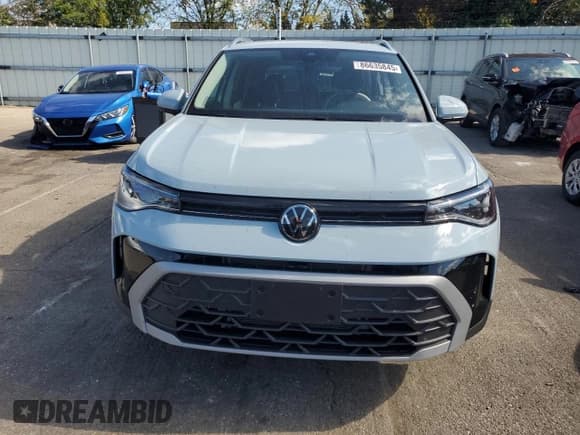 ✅ 2025 Volkswagen Taos SE • VIN: 3VVVC7B29SM050109 • Лот: 86635845. Опубликован ранее на Copart с пробегом 3 394 миль. Бесплатный доступ к архиву аукционных продаж из США и подробный отчёт об истории автомобиля на DreamBid. Изображение 5.