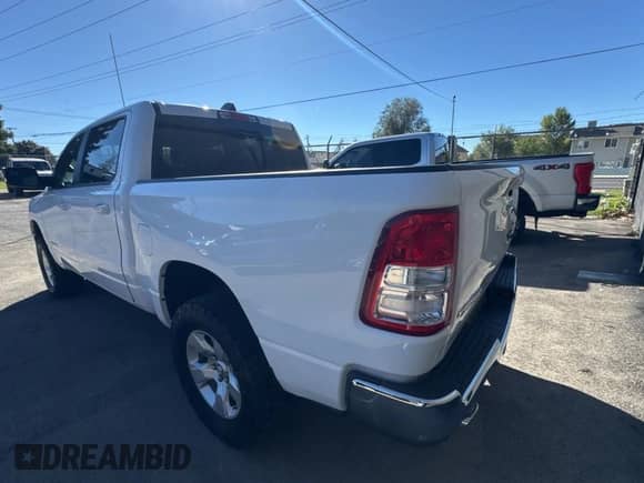 2022 Ram 1500 Lone Star с VIN 1C6SRFFT4NN464963, выставлен на аукционе Copart как лот 77888524 с пробегом 28 369 миль миль и На запчасти • Non repairable. История ставок и продаж доступна на DreamBid. Изображение 3.