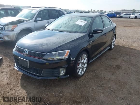 ✅ 2014 Volkswagen Jetta GLI • VIN: 3VW4T7AJ1EM271823 • Lot: 43243004. Listed on IAAI with 171,310 mi. Free auction sales archive from the USA and detailed vehicle history report at DreamBid. Image 17.