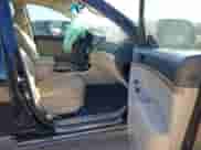 2012 Hyundai Veracruz Limited z VIN KM8NU4CC5CU203966, wystawiony jako IAAI lot #41405622 z przebiegiem 150 938 mil mil oraz . Historia ofert i sprzedaży dostępna na DreamBid. Obrazek 5.