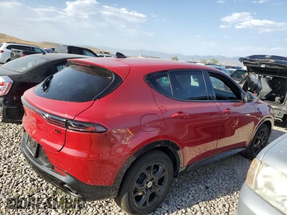 ✅ 2024 Dodge Hornet R/T • VIN: ZACPDFCW1R3A20990 • Lot: 63321345. Listed on Copart with 18,172 mi. Free auction sales archive from the USA and detailed vehicle history report at DreamBid. Image 3.