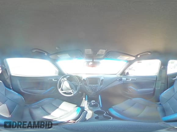 ✅ 2016 Hyundai Veloster Turbo Rally Edition • VIN: KMHTC6AE5GU260653 • Лот: 70649355. Опубликован ранее на Copart с пробегом 86 037 миль. Бесплатный доступ к архиву аукционных продаж из США и подробный отчёт об истории автомобиля на DreamBid. Изображение 15.