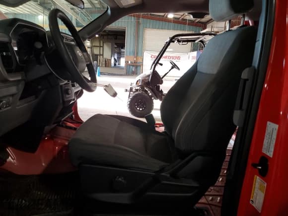 ✅ 2022 Ford F-150 XL • VIN: 1FTEX1CPXNKF31315 • Lot: 84961225. Listed on Copart with 61,367 mi. Free auction sales archive from the USA and detailed vehicle history report at DreamBid. Image 7.