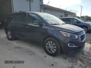 ✅ 2020 Kia Sedona LX • VIN: KNDMB5C16L6623556 • Lot: 86810895. Wystawiony na Copart z przebiegiem 97 015 mil. Bezpłatny archiwum sprzedaży aukcyjnych z USA i szczegółowy raport historii pojazdu na DreamBid. Zdjęcie 4.
