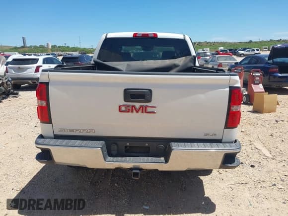✅ 2017 GMC Sierra 1500 SLE • VIN: 3GTP1MEC9HG153991 • Lot: 42301362. Listed on IAAI with 145,227 mi. Free auction sales archive from the USA and detailed vehicle history report at DreamBid. Image 16.