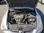 ✅ 2004 Honda Accord EX • VIN: 1HGCM55644A087561 • Lot: 77429814. Wystawiony na Copart z przebiegiem 244 446 mil. Bezpłatny archiwum sprzedaży aukcyjnych z USA i szczegółowy raport historii pojazdu na DreamBid. Zdjęcie 11.