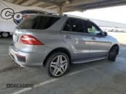 ✅ 2012 Mercedes-Benz M 63 AMG • VIN: 4JGDA7EB8CA090817 • Лот: 59903915. Опубликован ранее на Copart с пробегом 101 046 миль. Бесплатный доступ к архиву аукционных продаж из США и подробный отчёт об истории автомобиля на DreamBid. Изображение 3.