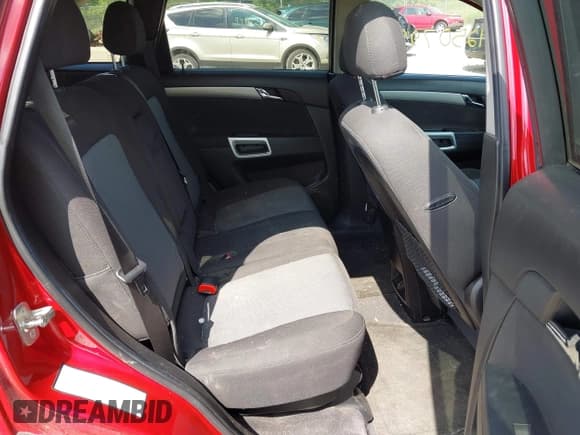 ✅ 2012 Chevrolet Captiva Sport LS • VIN: 3GNAL2EK5CS569190 • Lot: 42507997. Wystawiony na IAAI z przebiegiem 186 613 mil. Bezpłatny archiwum sprzedaży aukcyjnych z USA i szczegółowy raport historii pojazdu na DreamBid. Zdjęcie 8.