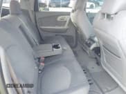 ✅ 2009 Chevrolet Traverse LS • VIN: 1GNEV13D69S143068 • Lot: 42637832. Wystawiony na IAAI z przebiegiem 152 270 mil. Bezpłatny archiwum sprzedaży aukcyjnych z USA i szczegółowy raport historii pojazdu na DreamBid. Zdjęcie 8.