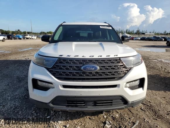 ✅ 2022 Ford Explorer XLT • VIN: 1FMSK7DH4NGB19899 • Lot: 82049235. Listed on Copart with 75,406 mi. Free auction sales archive from the USA and detailed vehicle history report at DreamBid. Image 5.