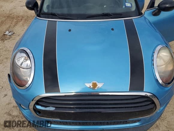 ✅ 2017 MINI Hardtop 4 Door Cooper • VIN: WMWXU1C55H2E18599 • Lot: 52110415. Listed on Copart with 63,753 mi. Free auction sales archive from the USA and detailed vehicle history report at DreamBid. Image 11.