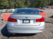 ✅ 2018 BMW 3 Series 320i xDrive • VIN: WBA8A3C56JA491482 • Lot: 43374501. Listed on IAAI with 109,412 mi. Free auction sales archive from the USA and detailed vehicle history report at DreamBid. Image 17.
