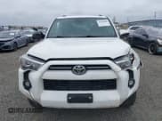 ✅ 2022 Toyota 4Runner SR5 • VIN: JTEMU5JR2N6053461 • Lot: 43195690. Listed on IAAI with 37,736 mi. Free auction sales archive from the USA and detailed vehicle history report at DreamBid. Image 12.