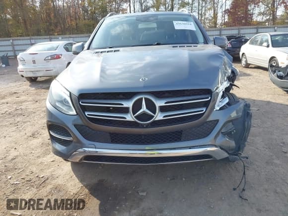 ✅ 2018 Mercedes-Benz GLE 350 • VIN: 4JGDA5JB8JB006626 • Lot: 43630924. Wystawiony na IAAI z przebiegiem 106 058 mil. Bezpłatny archiwum sprzedaży aukcyjnych z USA i szczegółowy raport historii pojazdu na DreamBid. Zdjęcie 12.