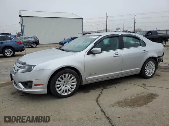 ✅ 2011 Ford Fusion Hybrid • VIN: 3FADP0L37BR135584 • Lot: 82399544. Listed on Copart with 108,575 mi. Free auction sales archive from the USA and detailed vehicle history report at DreamBid. Image 1.