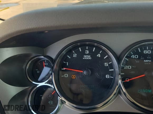 ✅ 2013 Chevrolet Silverado 2500HD Work Truck • VIN: 1GC2KVCG8DZ106092 • Lot: 42854255. Wystawiony na IAAI z przebiegiem 199 286 mil. Bezpłatny archiwum sprzedaży aukcyjnych z USA i szczegółowy raport historii pojazdu na DreamBid. Zdjęcie 1.