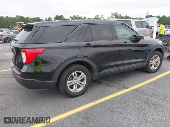 ✅ 2022 Ford Explorer • VIN: 1FMSK7BH0NGA04302 • Лот: 42444457. Опубликован ранее на IAAI с пробегом 55 346 миль. Бесплатный доступ к архиву аукционных продаж из США и подробный отчёт об истории автомобиля на DreamBid. Изображение 4.