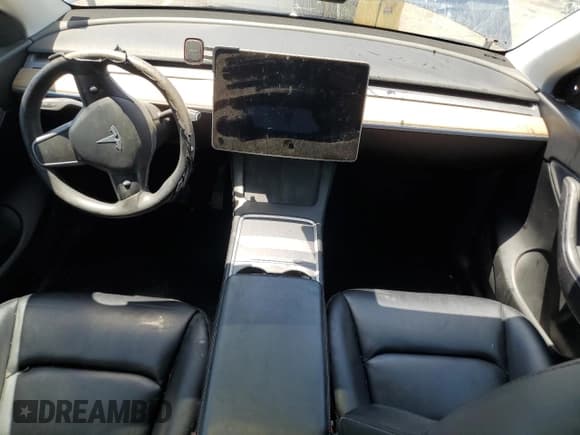 ✅ 2021 Tesla Model Y Long Range • VIN: 5YJYGAEE3MF196385 • Lot: 56984645. Wystawiony na Copart z przebiegiem 39 654 mil. Bezpłatny archiwum sprzedaży aukcyjnych z USA i szczegółowy raport historii pojazdu na DreamBid. Zdjęcie 8.