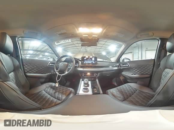 2024 Mitsubishi Outlander SEL with VIN JA4J4WA82RZ073843, listed as a Copart auction lot 81331465 with 10,233 mi miles and Salvage title. Bid and sale history available at DreamBid. Image 16.